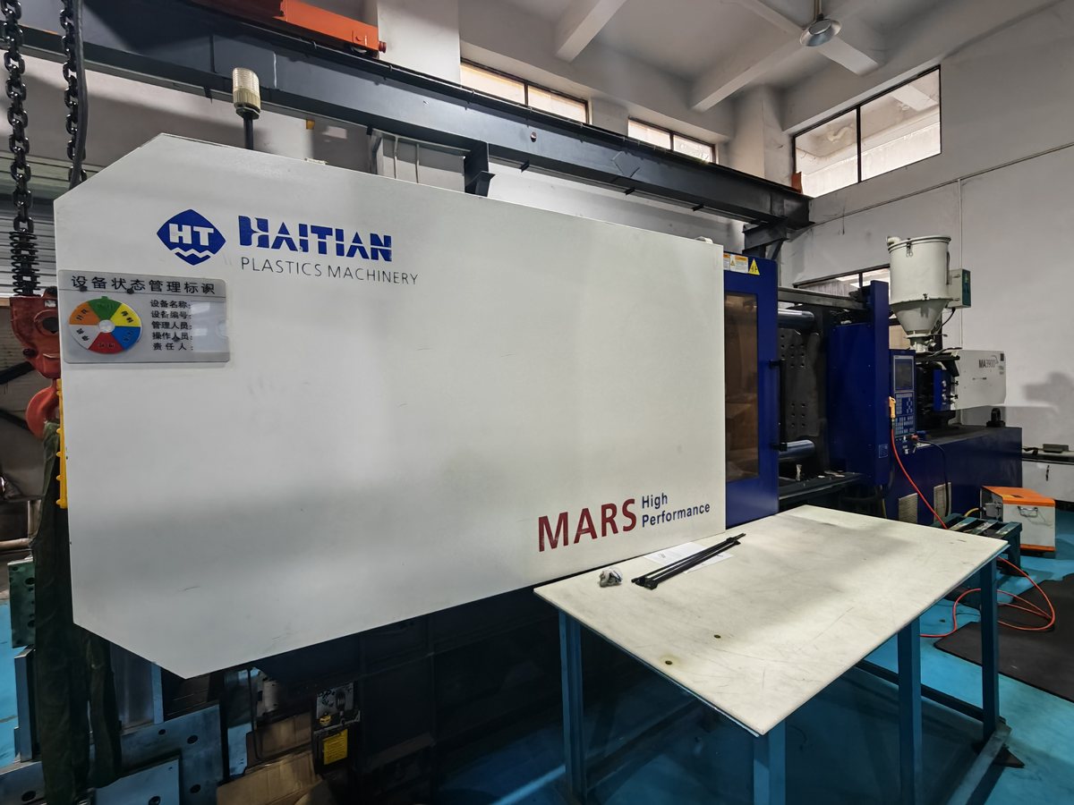 Molding Equipment