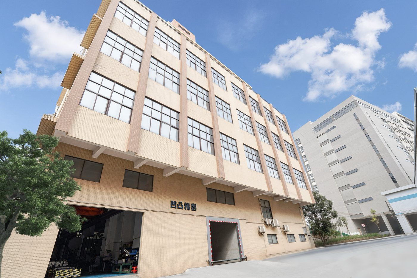 凹凸精密模具工厂全景